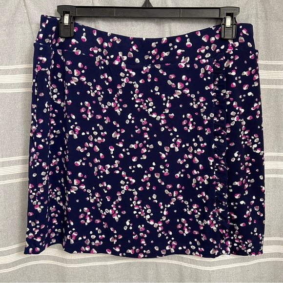 NWT WEEKENDS BY CHICOS / Sporty Pebble Spots Ruffle Skort Size 2 (L/12) - Picture 1 of 9